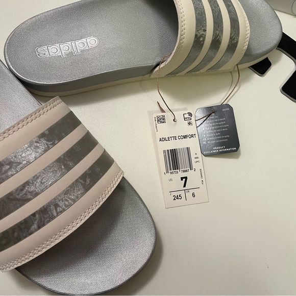 Adidas Adilette Comfort Slides Slip On White and Silver Woman’s Size 7 Sandal - Picture 8 of 12